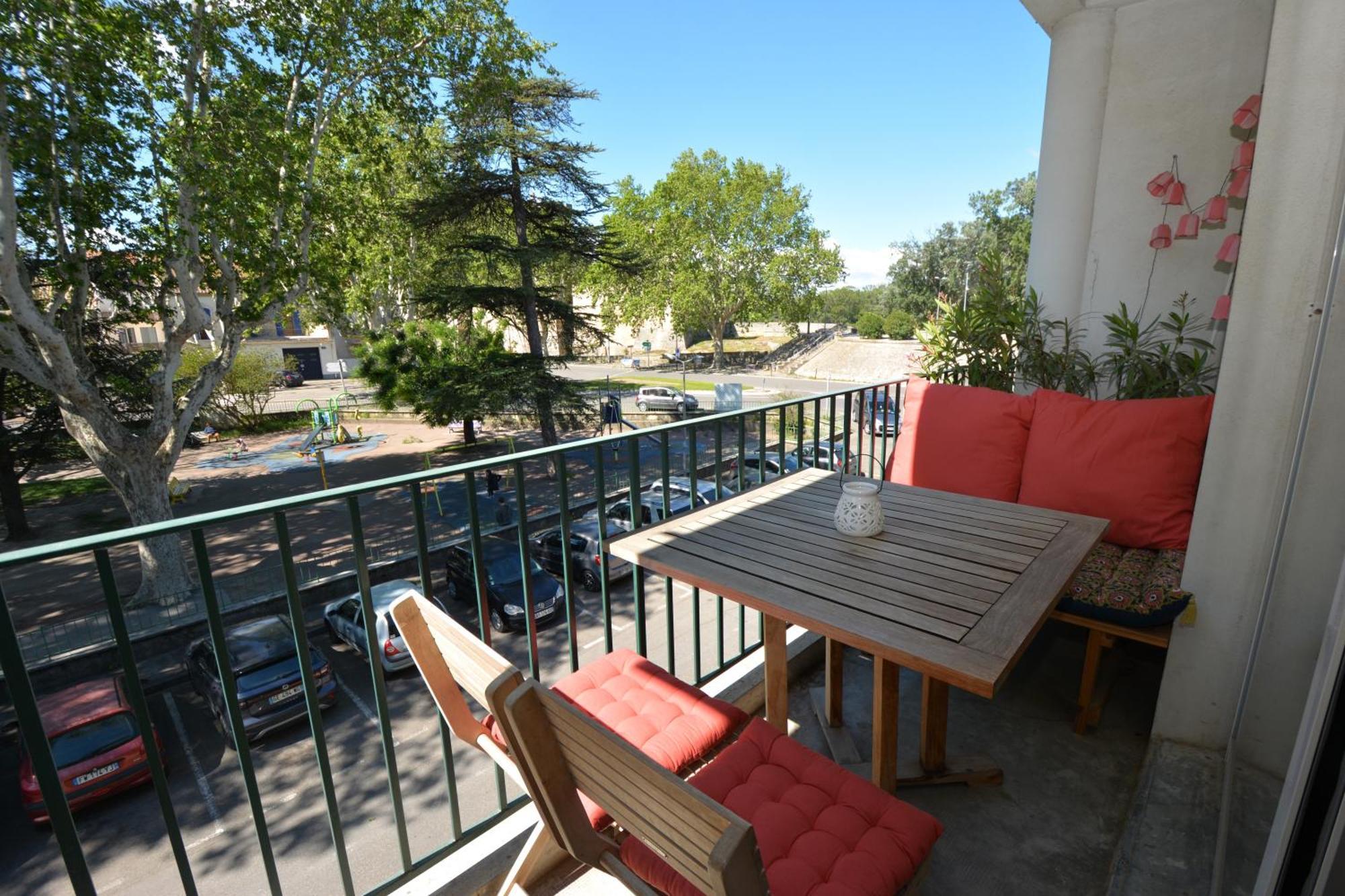 Appartement Tarascon Exterior photo